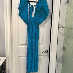 CoCoKai Hawaii long dress/cover up, back tie,side slits. Rayon,Hand wash.Size 10